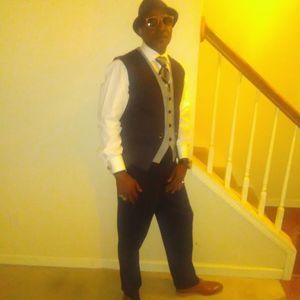 Meet your Posher, Lorenzo